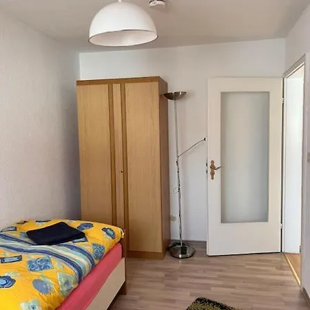 شقة Handwerker- & Monteur- & Gaestezimmer *
